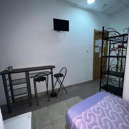 Hostal Milan-2